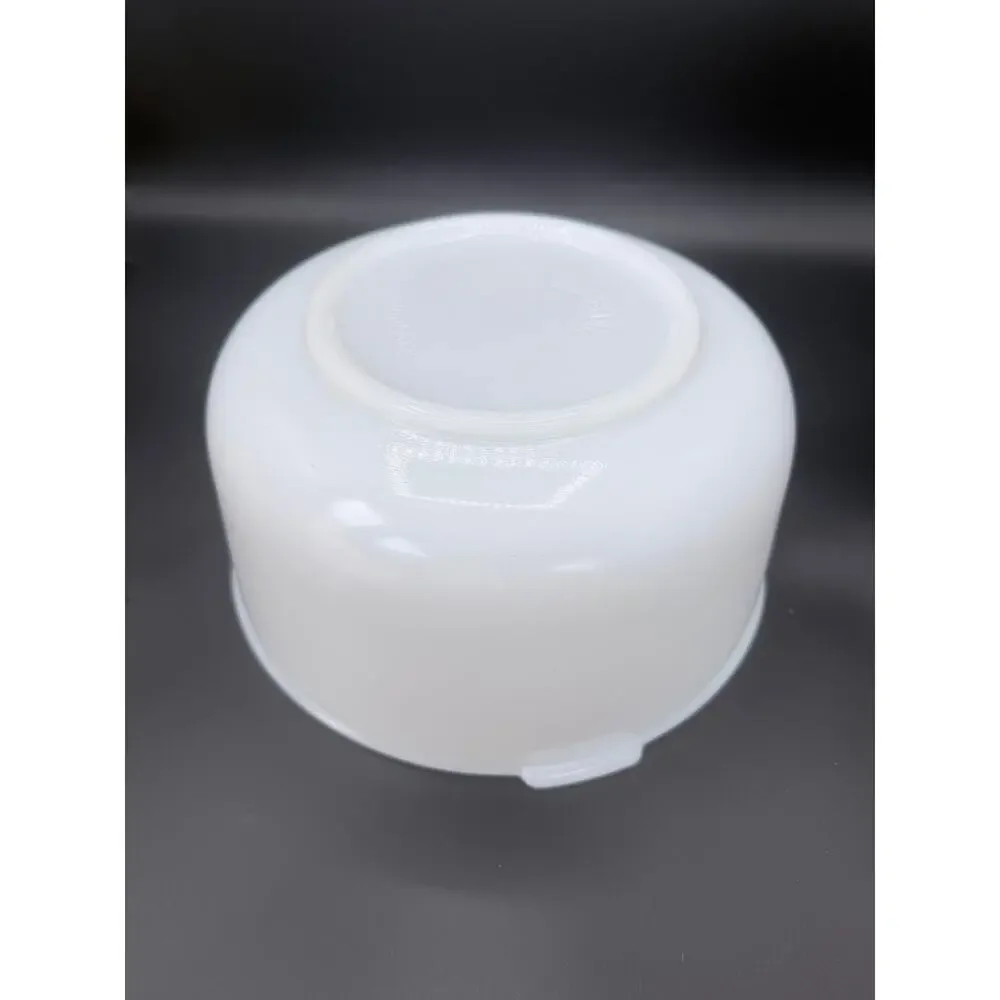Vintage McKee Glasbake Sunbeam Milk Glass Mixer Bowl 19CJ 9.5 Inch